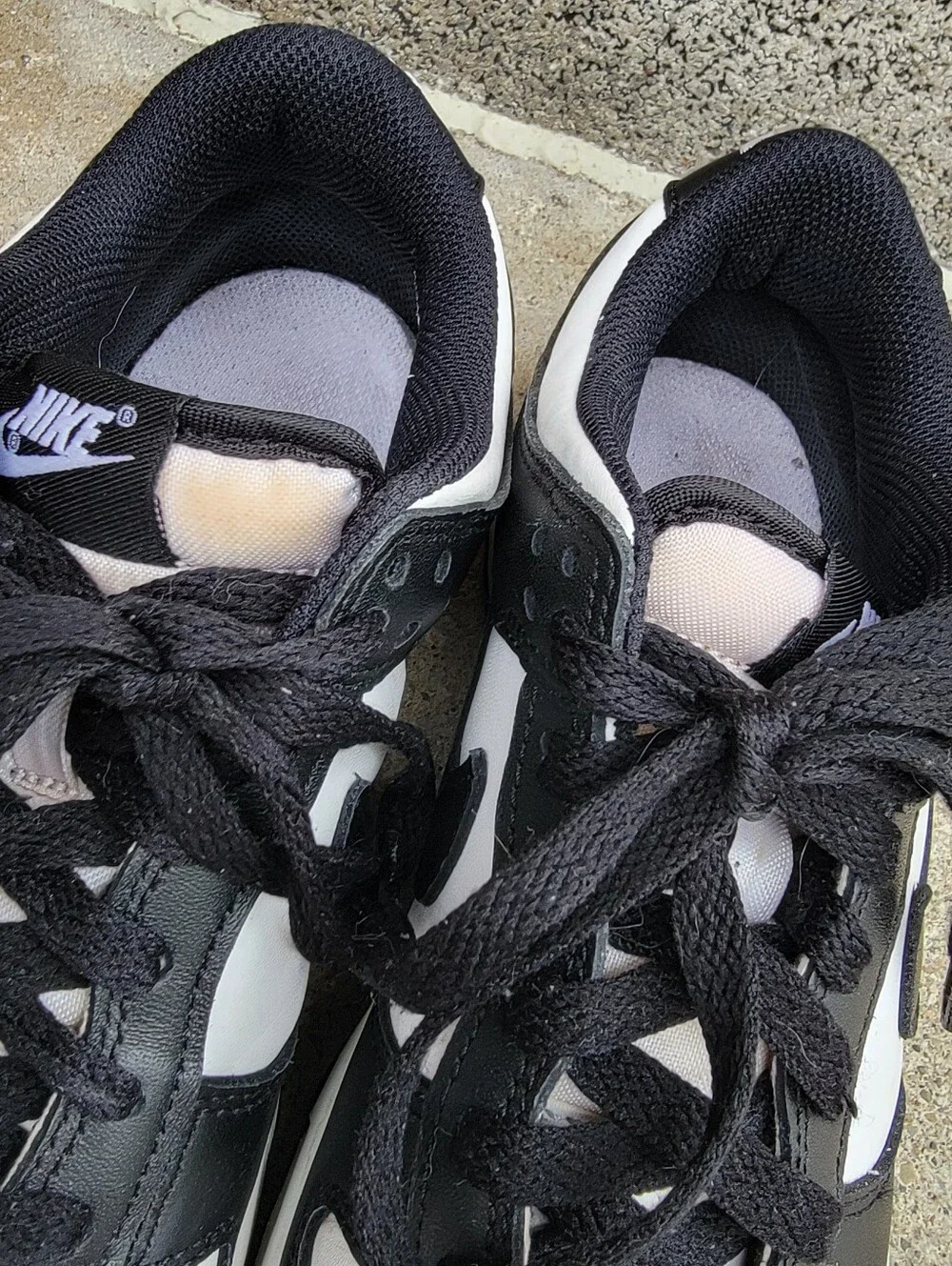 Nike Black White Panda Low Dunk Sneakers Boys/Mens 6Y